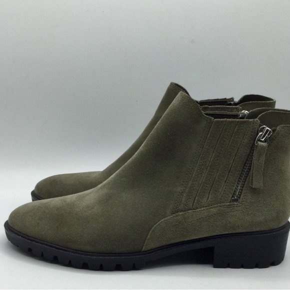 Marc Fisher Vortex Ankle Bootie Suede Size 7.5 - Picture 2 of 6